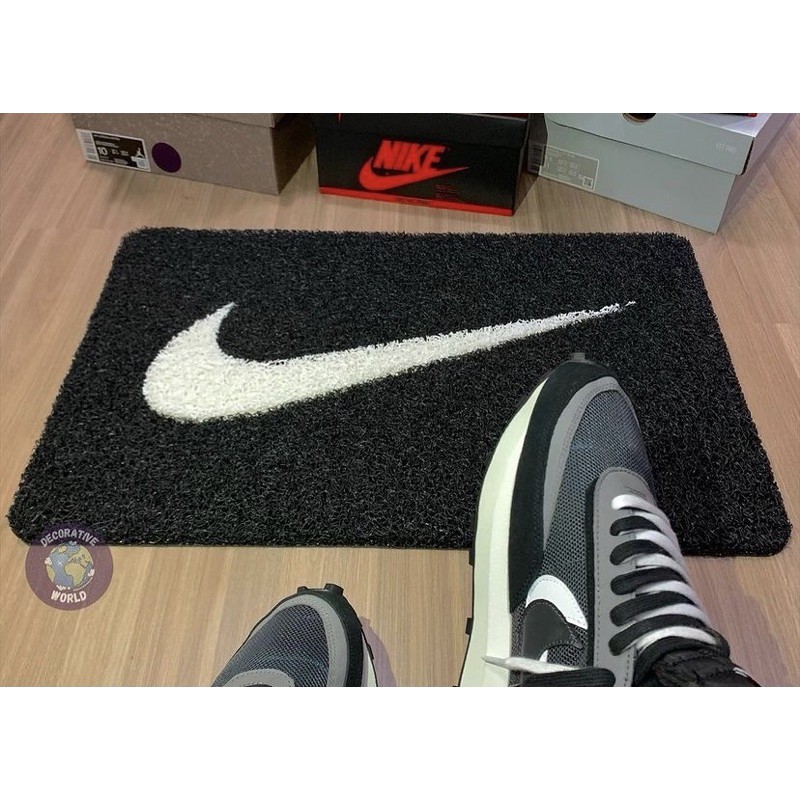 Tapete Nike 60x40 para porta.