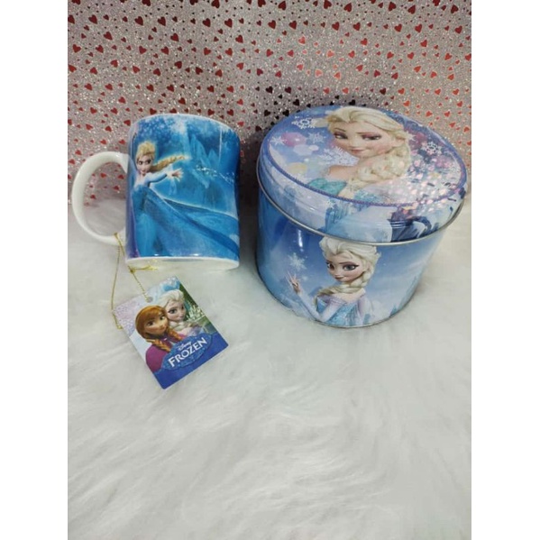 SUPERPROMOÇÃO-Caneca de Porcelana com imagens das Princesas da Disney com uma linda lata Decorada