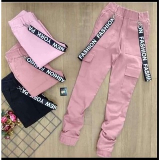 Calça Infantil Com Suspensorio E Bolso Lateral