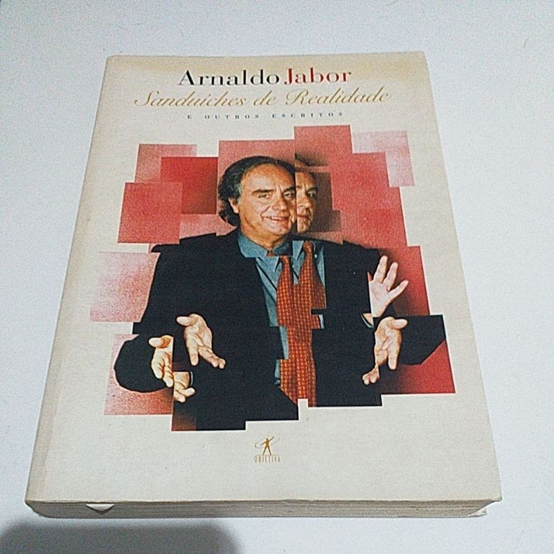 Livro sanduiches de realidade e crônicas de um delírio de verão