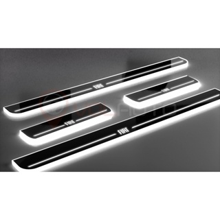 Soleira Automotiva Iluminada LED Black Fiat Mobi 2016 2017 2018 2019 2020 2021 2022 em Oferta na Shopee