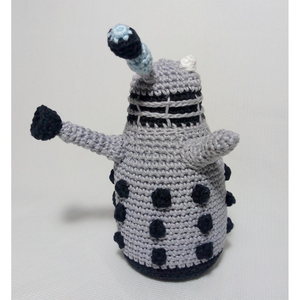Dalek (Doctor Who) - Amigurumi/Crochê (crochet)