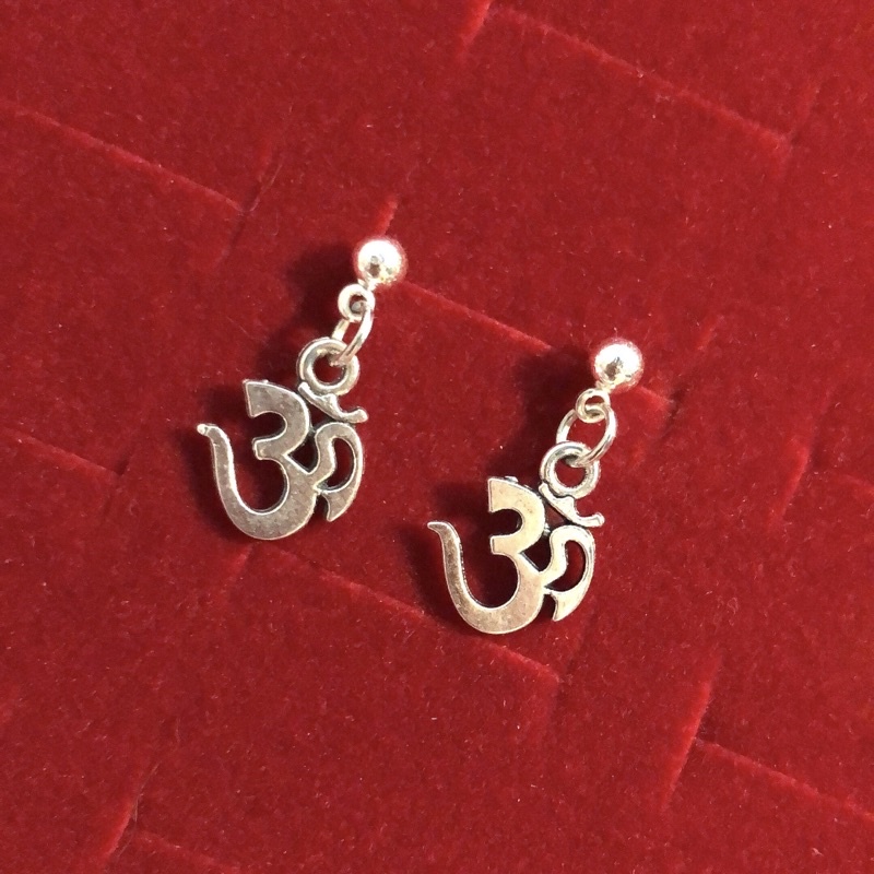 Brincos Indianos Pequenos: Onde Comprar | BuscaProdutos