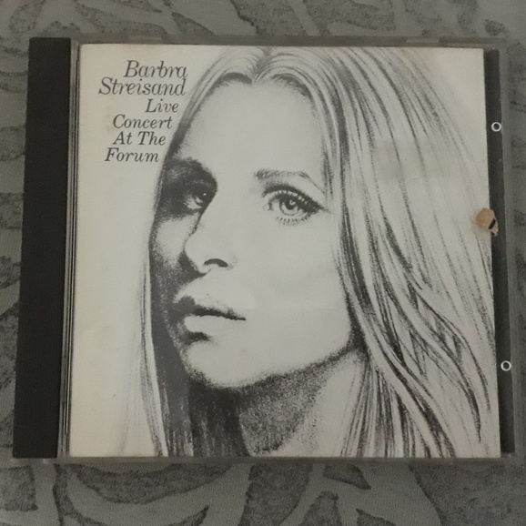 CD BARBRA STREISAND - LIVE CONCERT AT THE FORUM - EM ÓTIMO ESTADO