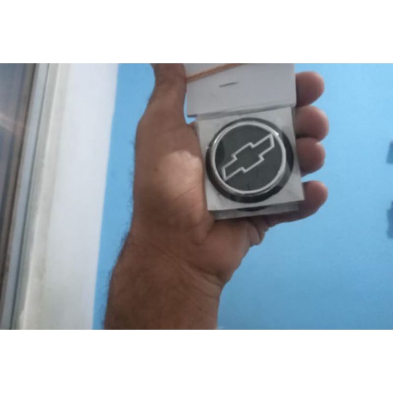 emblema do volante botão buzina linha Chevrolet Corsa Zafira astra ano 2001 até 2011 — imagem 2 de 2
