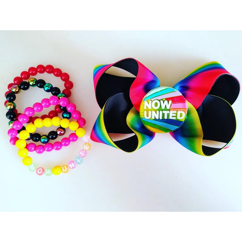 Kit inspiração Now United laço de cabelo e pulseiras coloridas