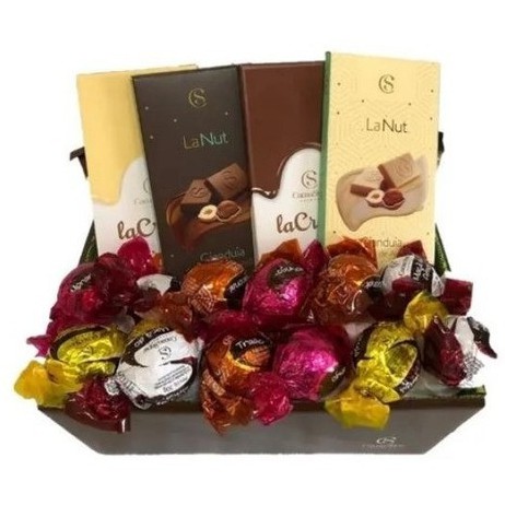 Cesta de Chocolates Para Presente de Natal Cacau Show (16 chocolates)