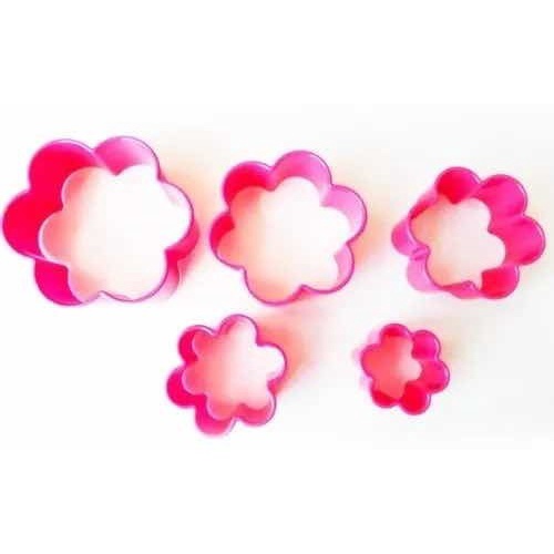 5x Cortador De Plástico Formato De Flor Para Pasta Americana E Biscuits Em Geral *Envio Cor Aleatório* em Oferta na Shopee