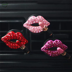 Clipe De Perfume Para Saída De Ar Vermelho / Clipe Cravejado Para Carros / Decoração Fofa