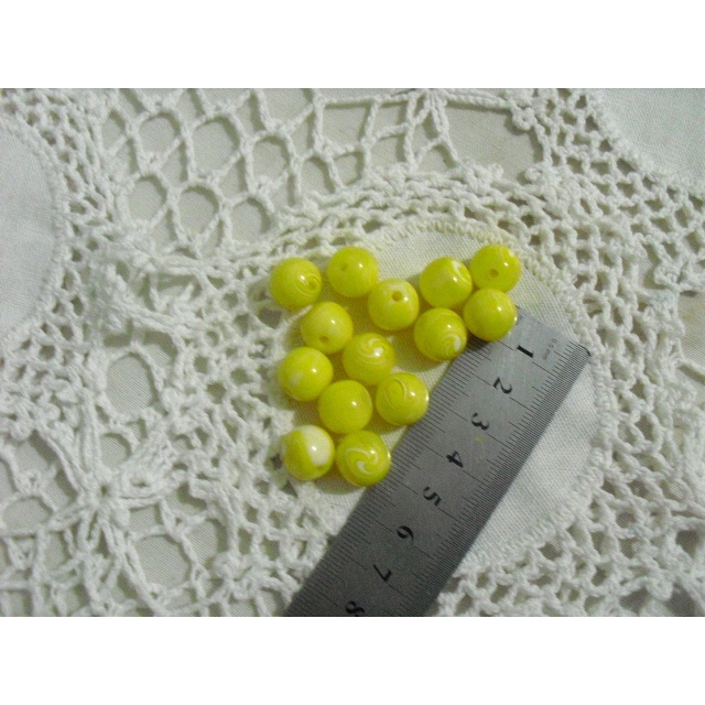 miçanga bola 10 amarela mesclada com branco 6 pçs