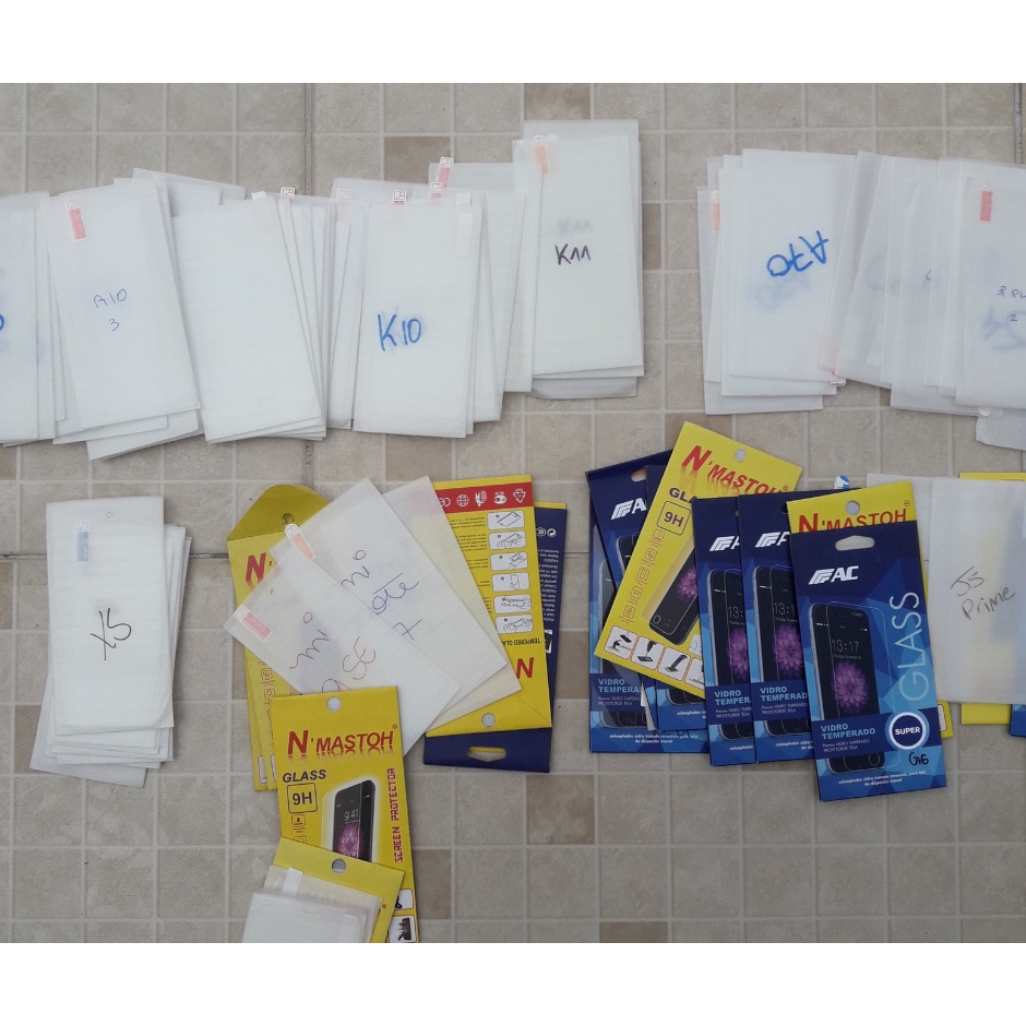 Lote com 98 peliculas de vidro preço de custo