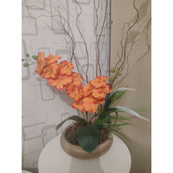 Arranjo De Orquidea 3d Na Cor Terra Cota Com Galhos Secos  Em Vaso De Barro Rústico Ideal Para Decoração
