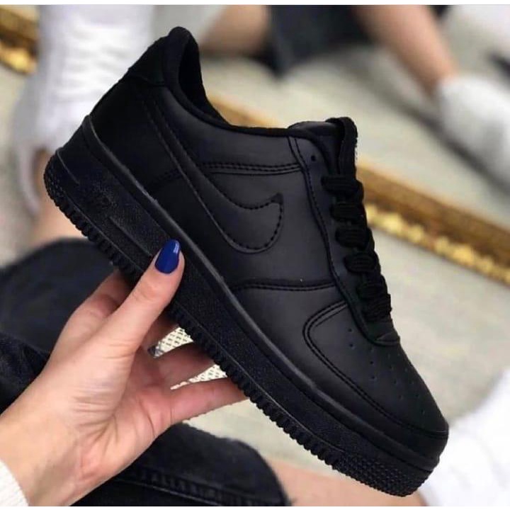 Nike air force store preto cano baixo