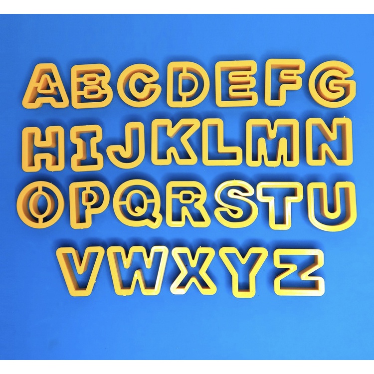 Molde Cortador de Letras Alfabeto 26 peças Pasta Americana Biscuit