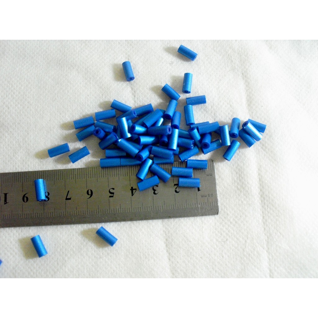canutilho plástico  azul perolado ( acetinado) 20 gr miçangas perola e pedrarias