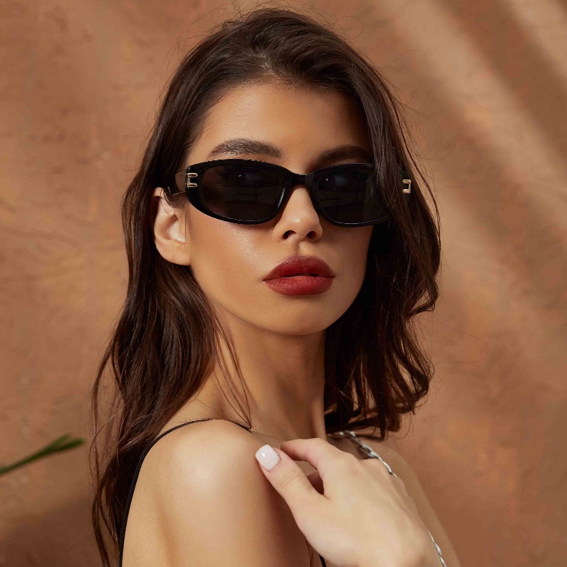 Moda Luxo Damas Designer Marca De Retro Óculos De Sol Mulheres Sexy Eyewear  Unisex Shades - Escorrega o Preço