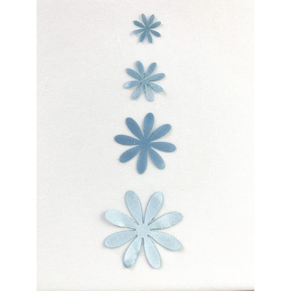 Aplique de flores em Cetim - Modelo 4