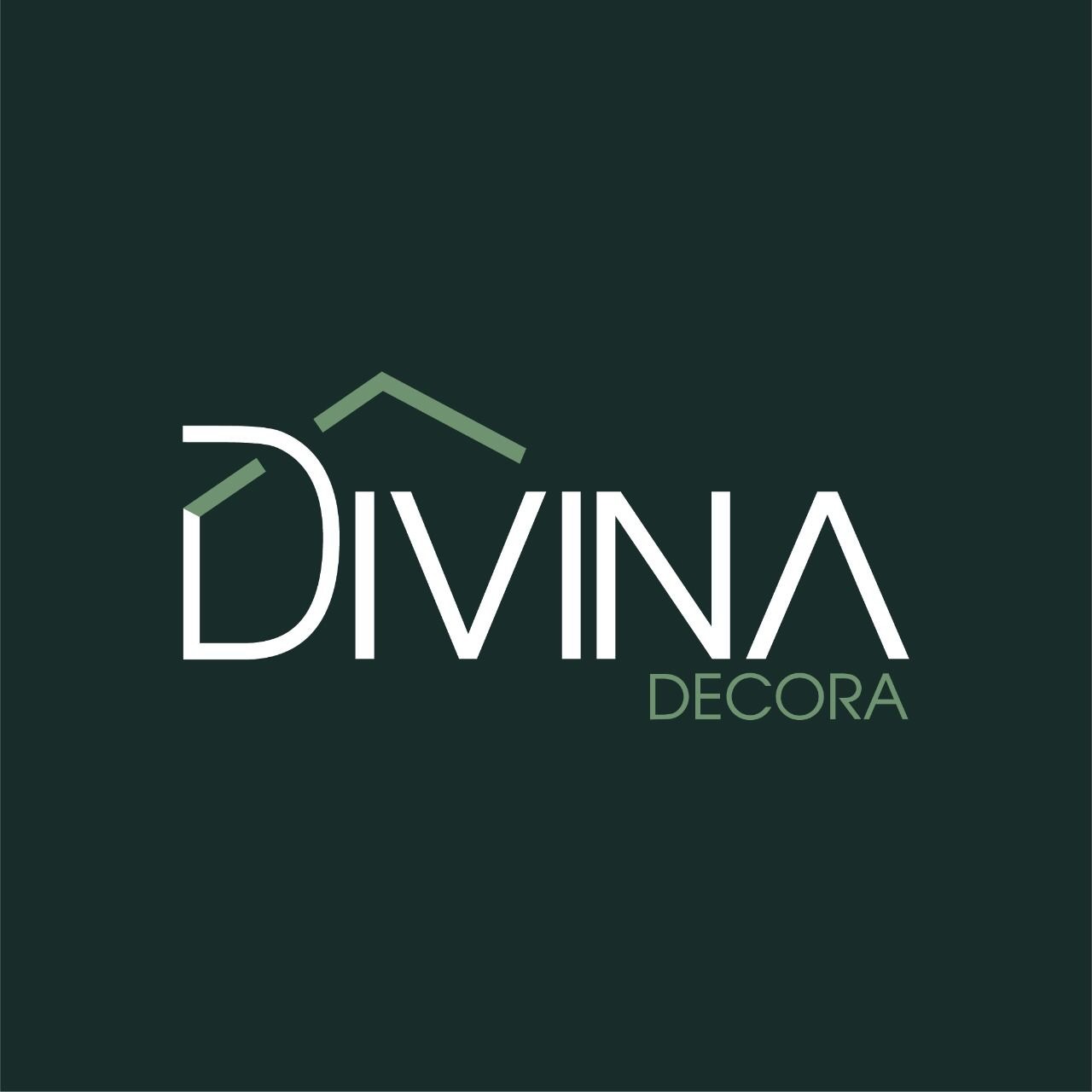 Divina Decora