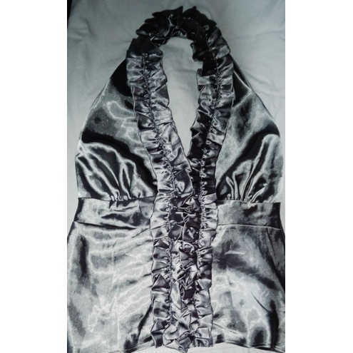 Blusa Feminina Frente Única de Cetim com Babados Prata Philip Mônica