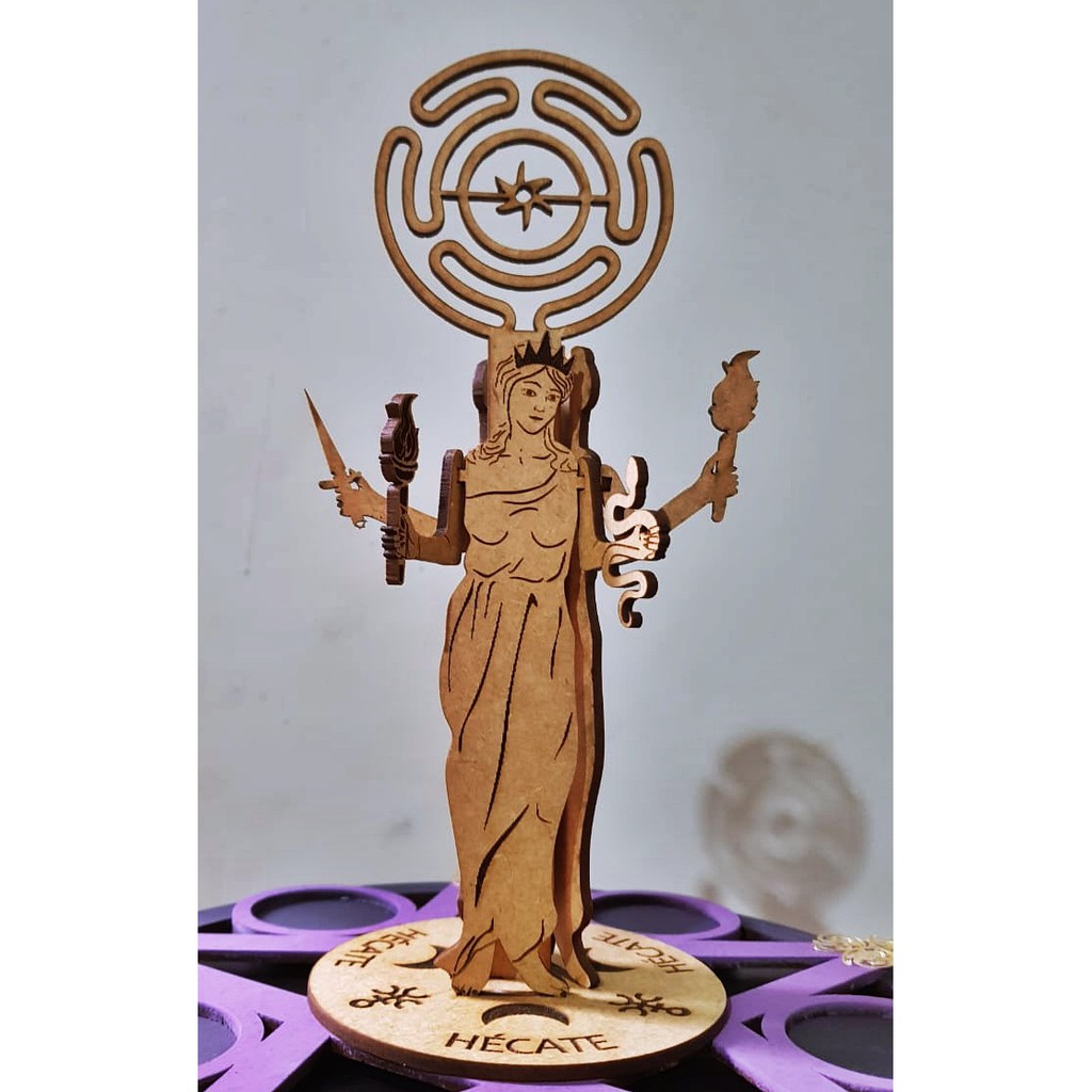 Deusa Hécate Hekate Deusa da Magia Deusa das bruxas wicca bruxaria