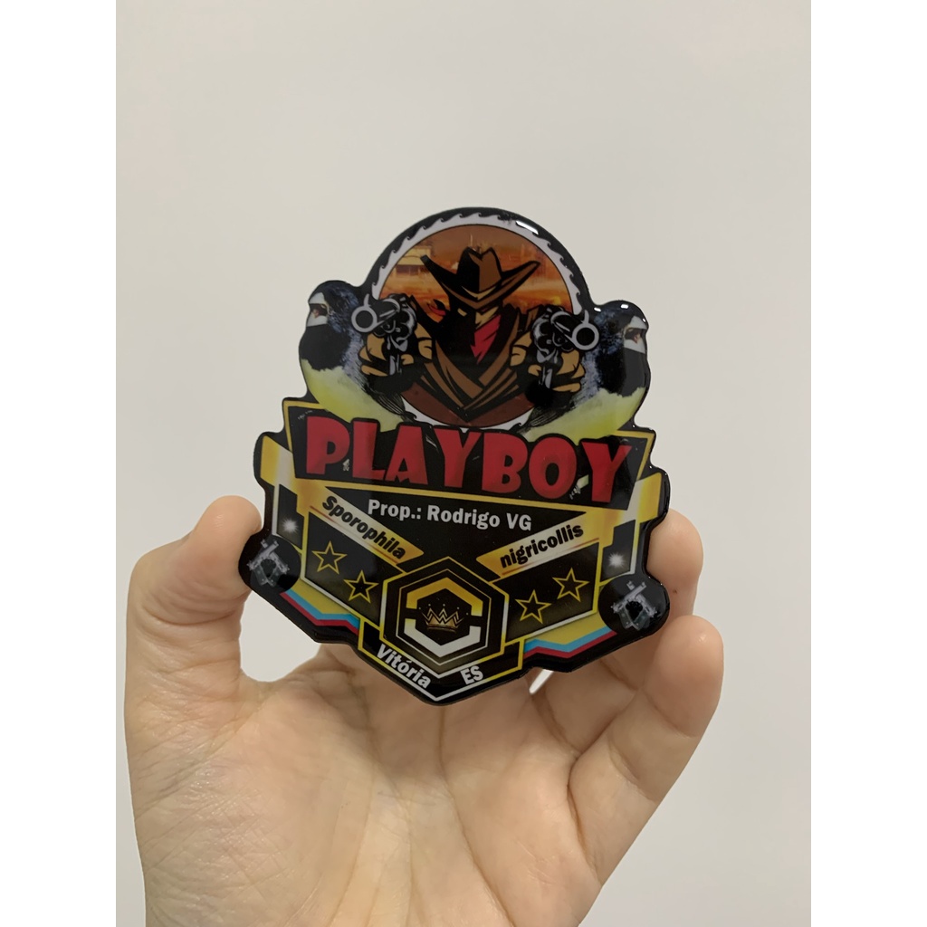 Placa personalizada para gaiola de pássaro; playboy, placa para coleiro, placa de trinca ferro, placa de azulão, placa de curió, placa de tiziu, placa para galo de campina, placa para caboclinho, placa para sibite, placa para todas espécies de pássaros