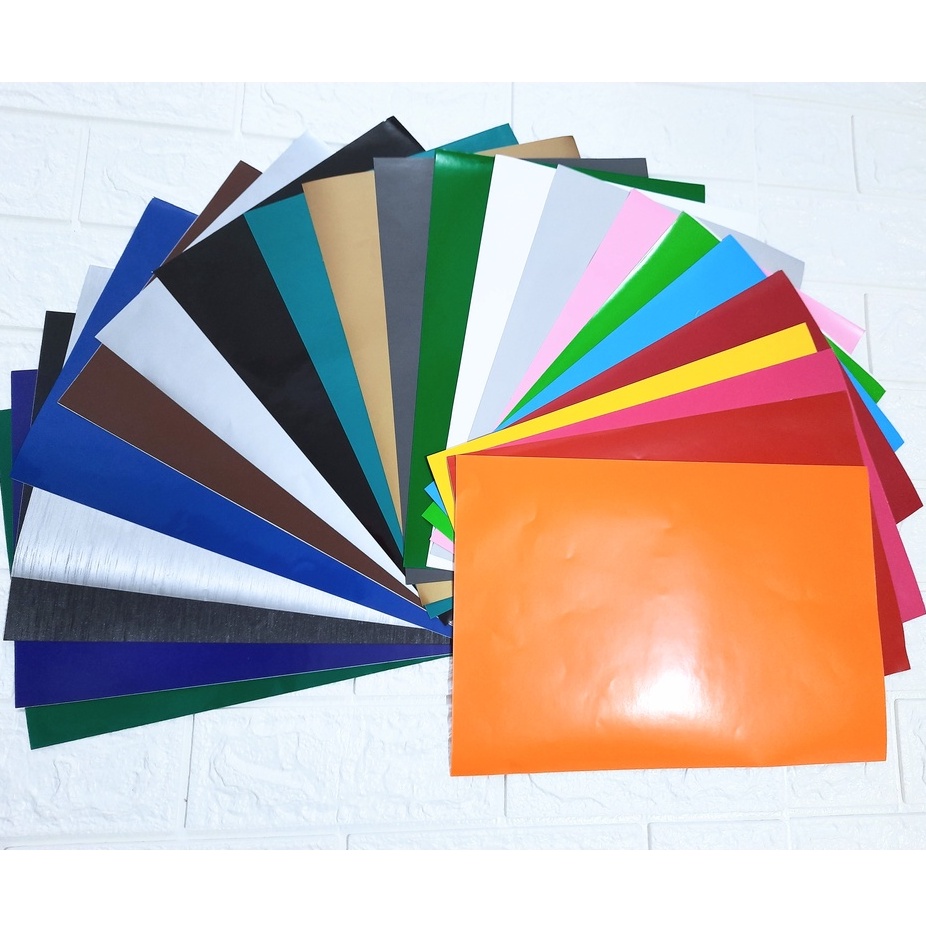 2 Folhas Vinil Adesivo A4 a Prova D'agua para uso em Silhouette e plotters de recorte - Dimensão A4 (21x30cm)