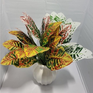 Folhagem Artificial com (9 folhas)