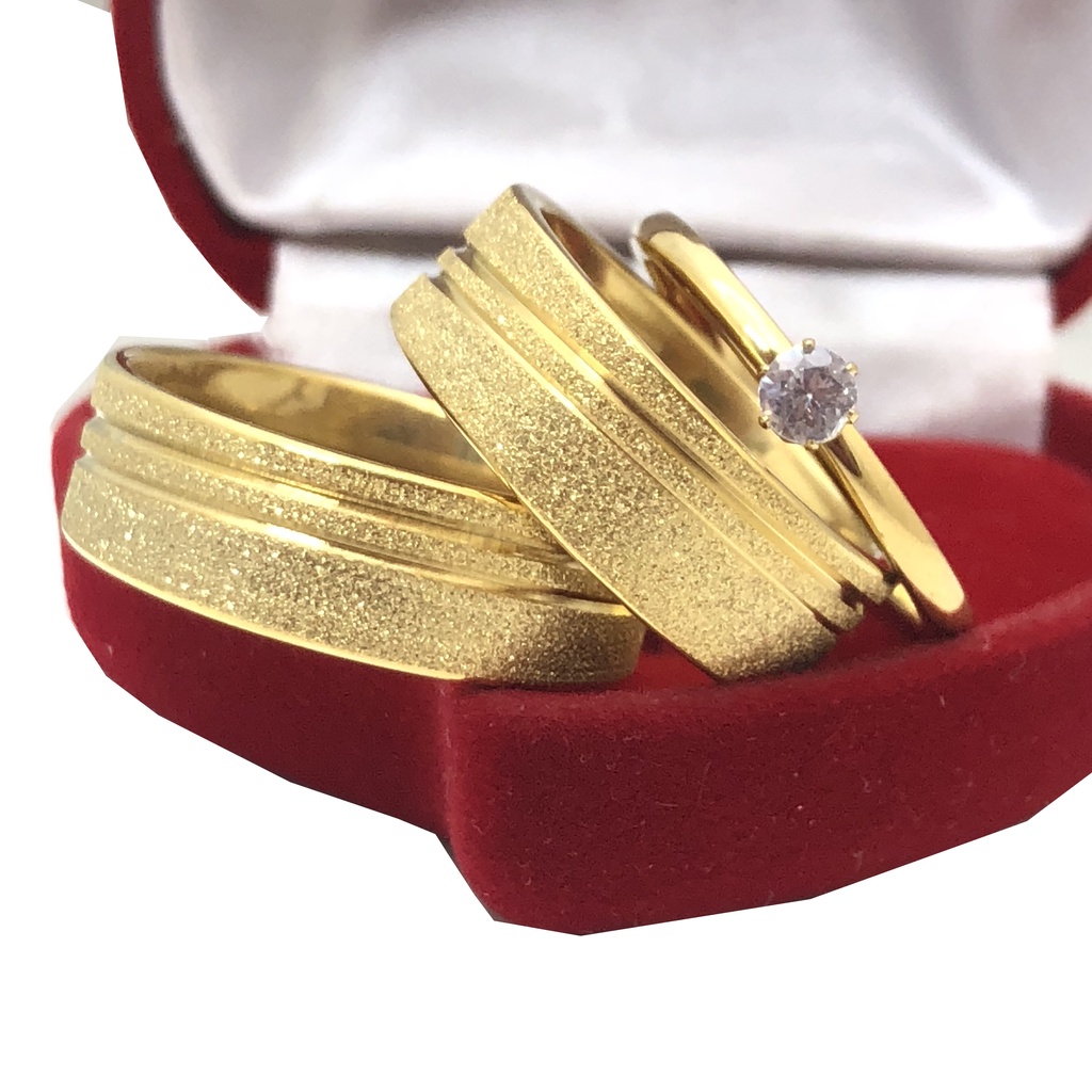 Par de Aliança de Casamento e Noivado Jateada 8mm com Frisos + Anel Solitário em Oferta na Shopee