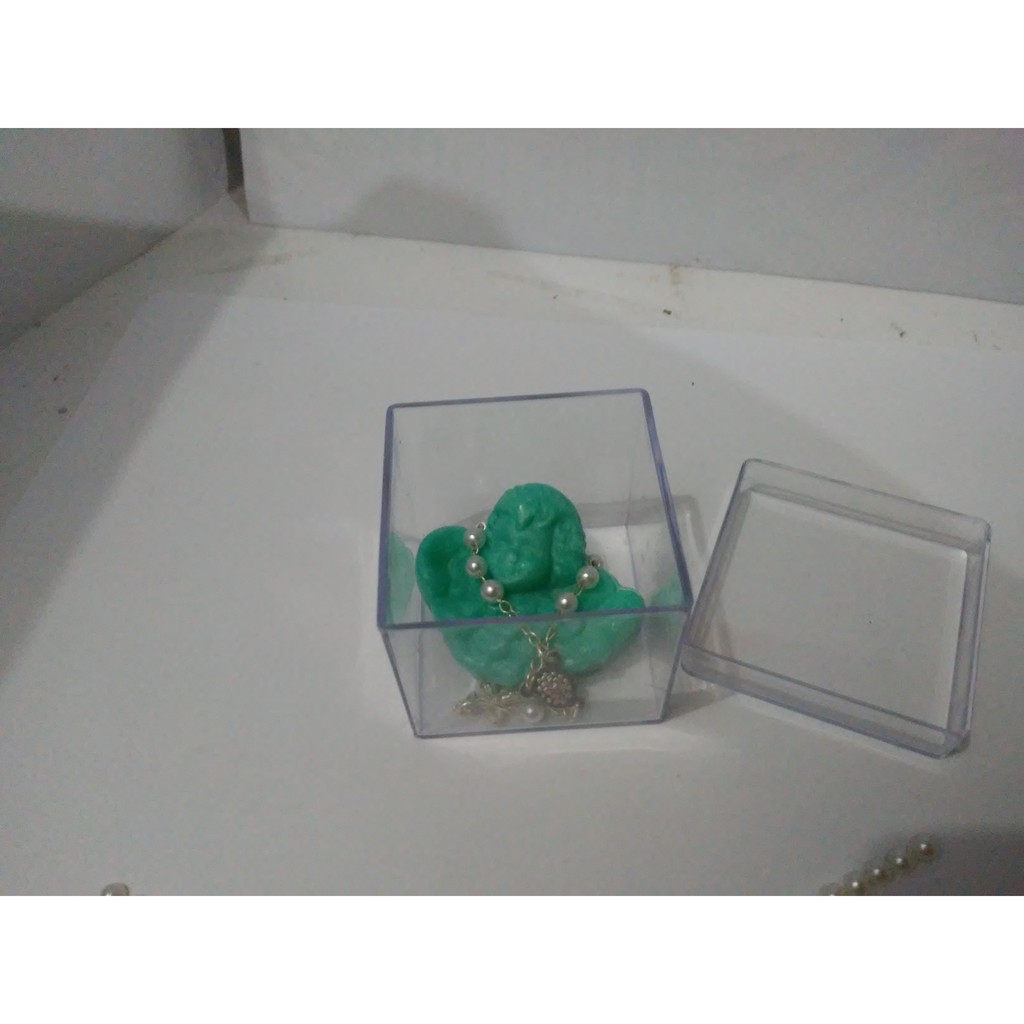 Caixinha Acrilica + 1 Terço + 1 Sabonete Decorativo + Teg
