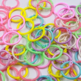 Albun de plástico multinacional em Circulo / Fecho Infantil de argola 23mm Em Plastico Com 50 - 100 Peças Colorido Claro