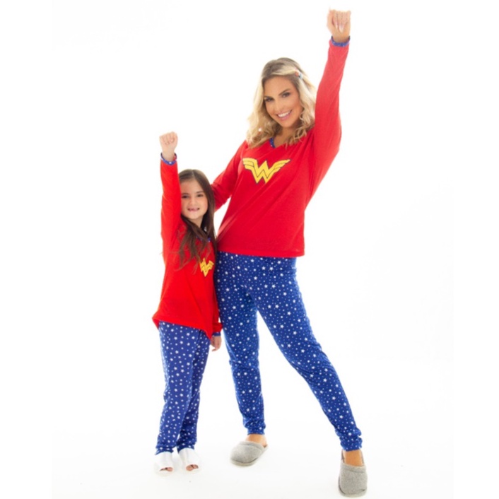 Kit 2 Pijamas Malha Premium Mae e Filha Maravilha Inverno Blusa Manga Longa Conforto