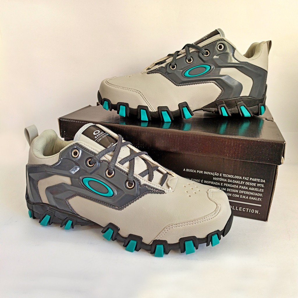 tenis oakley bravo azul