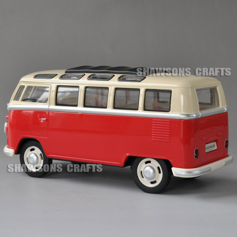 1:24 Diecast Classical Bus Model Toy Volkswagen T1 Pull Back Replica Sound Light