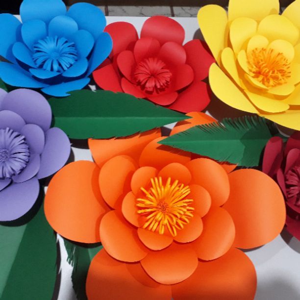 Kit 06 Flores de Papel Gigante 50cm Folhas de brinde | Shopee Brasil