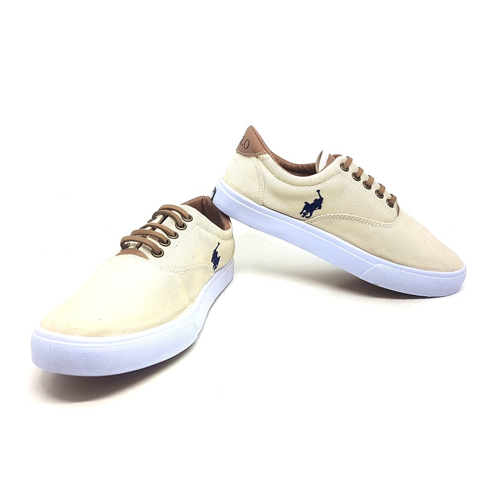 sapatenis polo bege