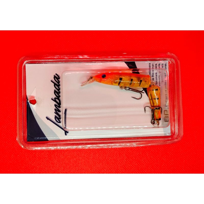 isca artificial Lambada marca BP robalo tucunaré traíra doura peixes predadores de rio e mar e pesqueiros de caiaque banco ou de beirada isca profissional testada e aprovada , nado realístico pintura impecável , e garateia afiadas