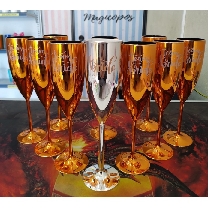 KIT 10 TAÇAS DE CHAMPANHE METALIZADA - 1 PRATA E 9 ROSE GOLD - BRIDE e TEAM BRIDE