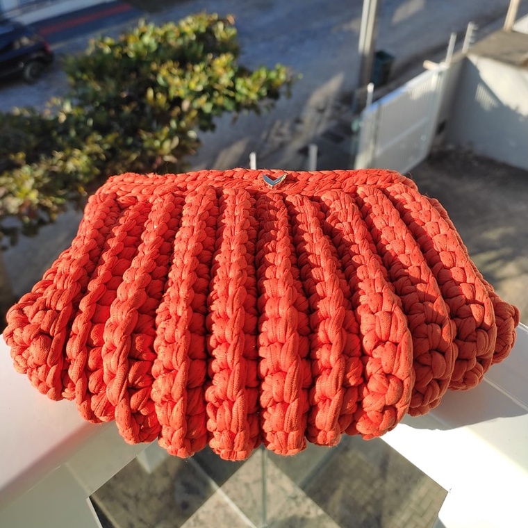 Clutch de Crochê/Maxxi carteira em crochê de fio de malha/ Bolsa de passeio/ Bolsa de balada/ Bolsa feminina/ Bolsa moda
