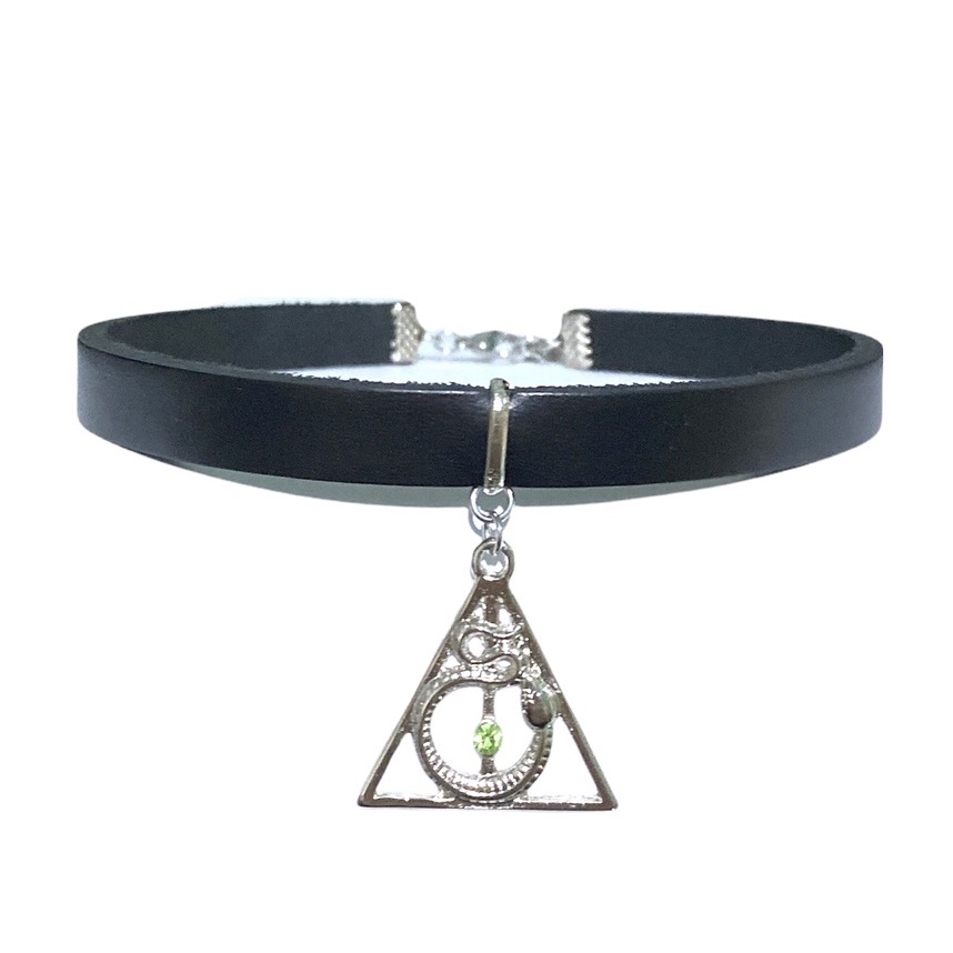 Gargantilha Harry Potter Reliquias da Morte Sonserina Cobra COuro Chocker