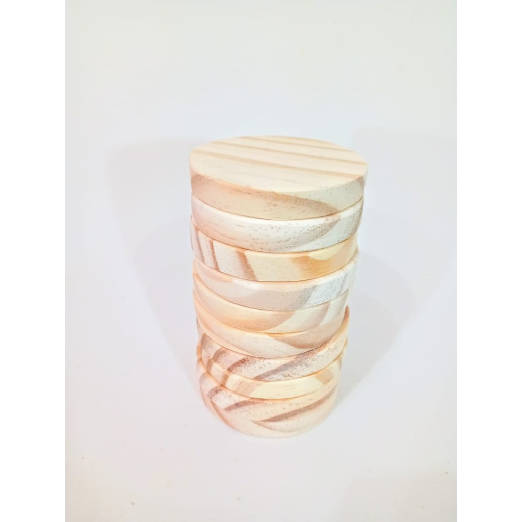 10 bolachas em madeira de pinus com 6 cm de diametro. em Oferta na Shopee