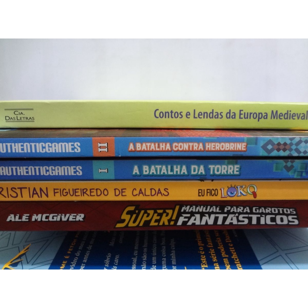 Livros Minercraft Authentic Games Batalha de Herobrine e Batalha da Torre / Eu Fico Loko / Super Manual Para Garotos Fantásticos Ale Mcgiver / Contos e Lendas Europa Medieval