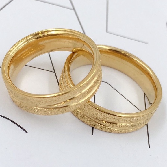 Z.W BIJUX - Par De Aliança Fosca de Compromisso em  aco  inox  anatomic 8-7