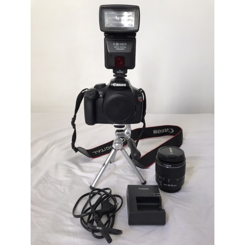 Câmera Canon Eos Rebel T3 1851 Cliques + Lente 1855 + Flash (leia