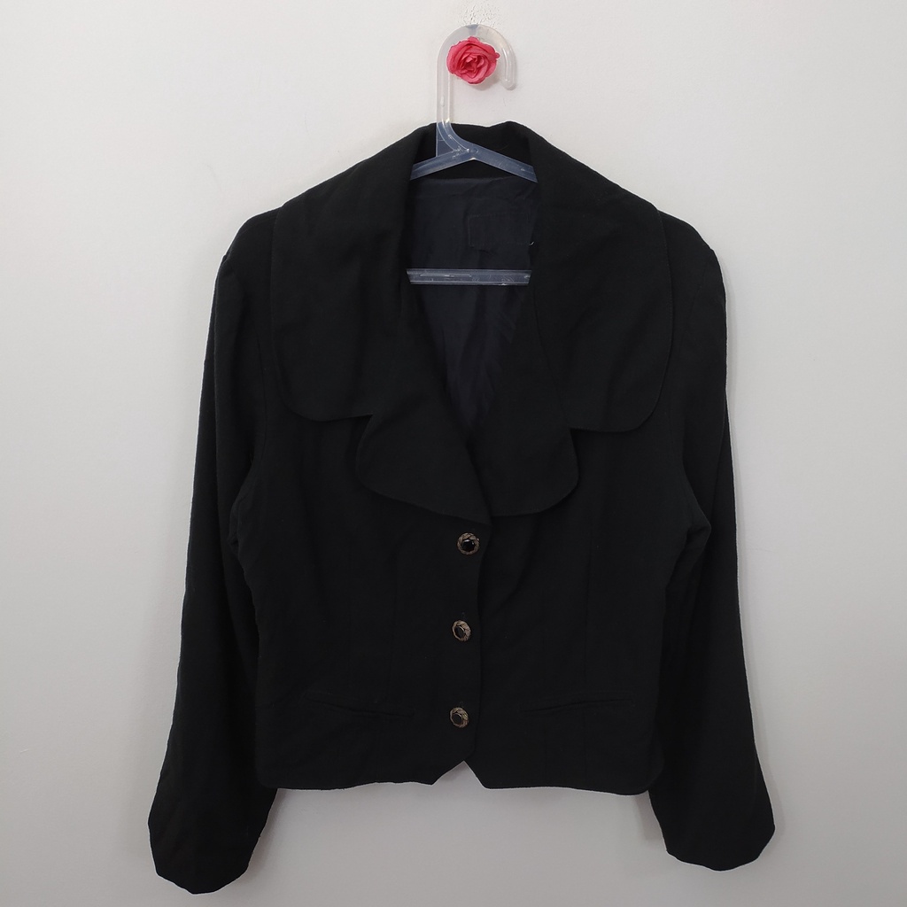 Blazer vintage preto (Possui avaria no forro)(Brechó) (Ref: 4150) - Tam: M