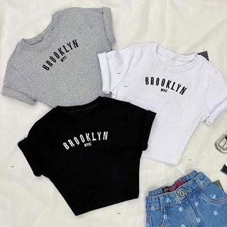 Blusa feminina Cropped bordado T-shirt Brooklyn Várias cores