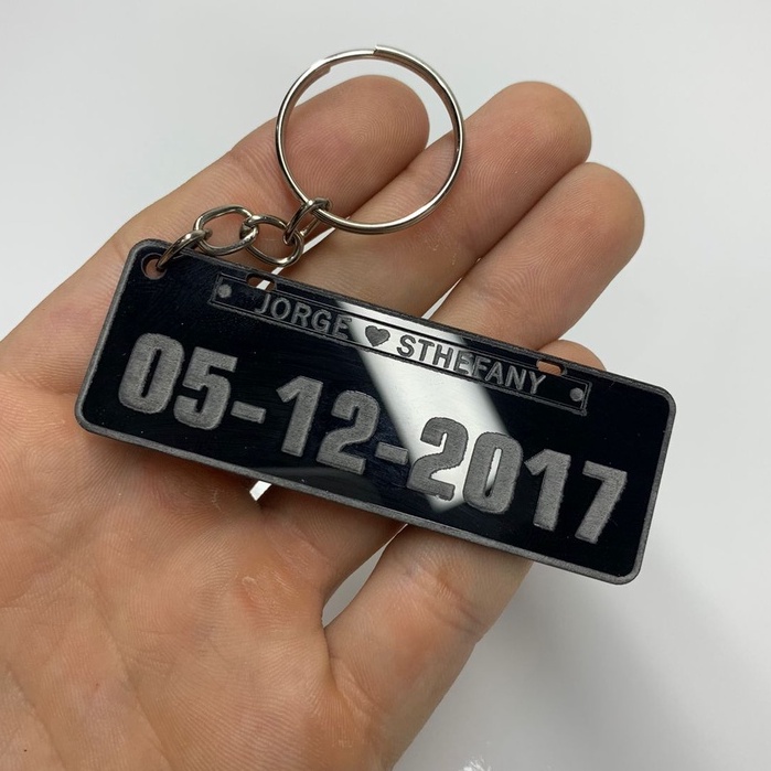 Chaveiro personalizado - Tema: Placa de Carro (Em acrílico)