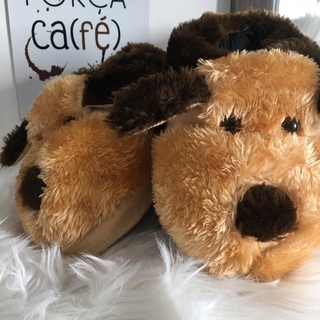 Pantufa cachorro marrom pelúcia presente adulto ou infantil