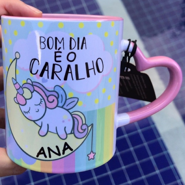 Caneca BOM DIA É O CARALHO (cerâmica branca 325 mL COM ALÇA CORAÇÃO) -  Fofinha diversão risada - XÍCARA | Shopee Brasil