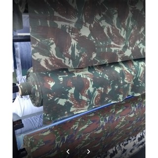 sarja camuflada por metro