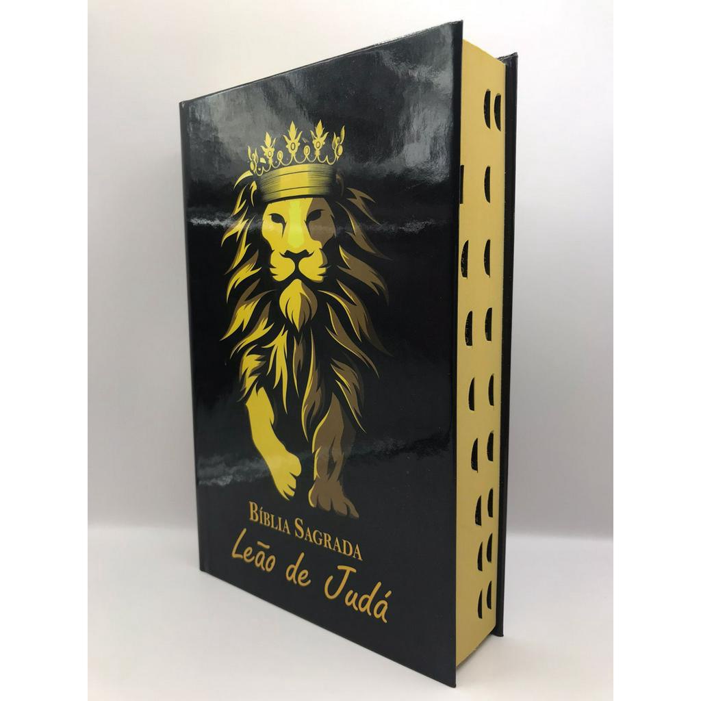 Bíblia Sagrada Tamanho Grande com Harpa Palavras de Jesus em Vermelho Capa Dura Leão dourado - Books & Magazines